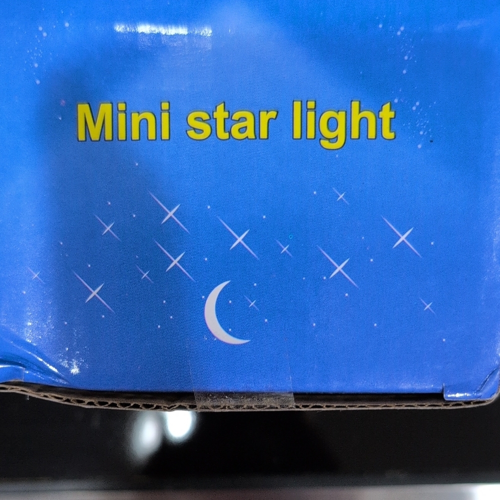 Dream Luminous Lamp with Fantasy Projection - Picture 2 of 6